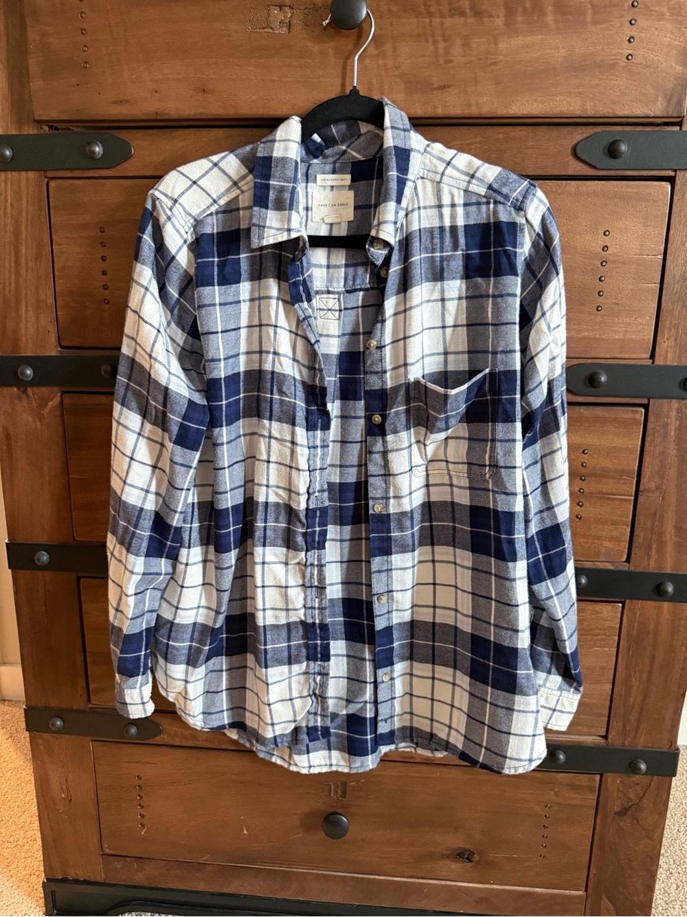 American Eagle Outfitters Boyfriend Fit Blue and White Plaid Flannel Shirt- L
